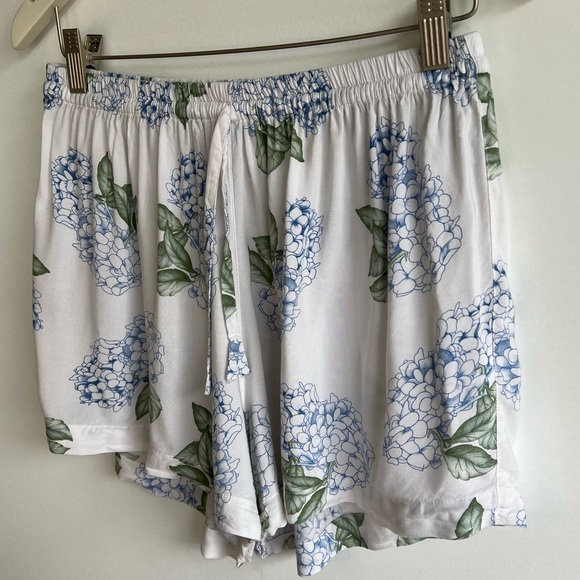 Piyama Hydrangea Blue Pajama Set Floral Lounge Sleepwear Resort Style Size M - Picture 8 of 16